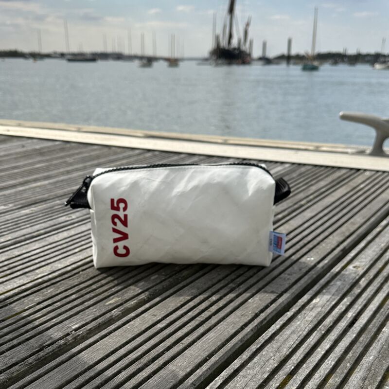 Clipper Round The World Race Wash Bag Thumbnail