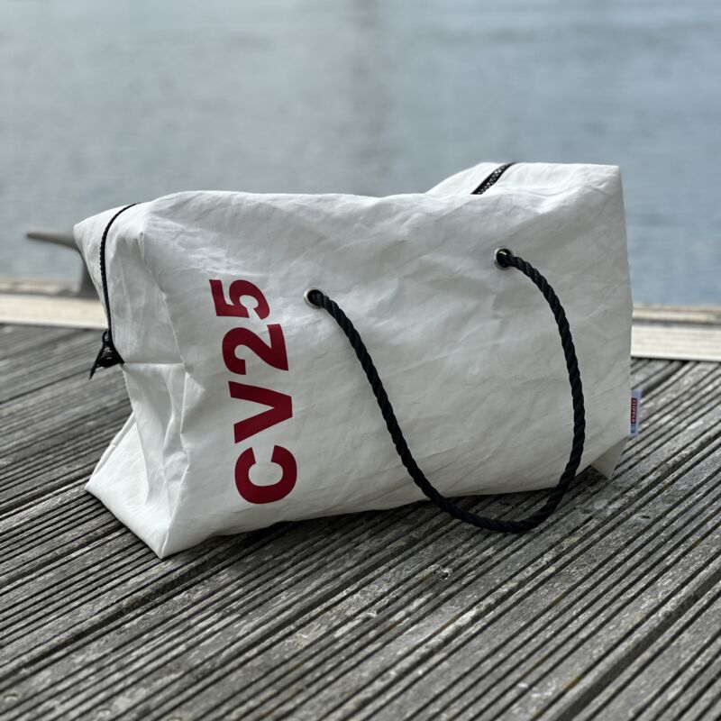 Clipper Round The World Race -  Large Holdall Thumbnail