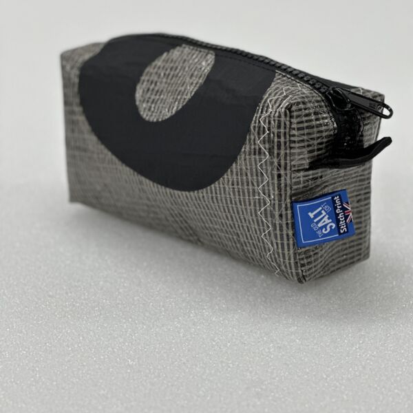 Recycled Sailcloth Wash Bag Thumbnail
