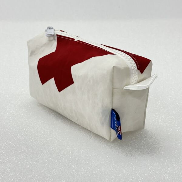 Recycled Sailcloth Wash Bag Thumbnail