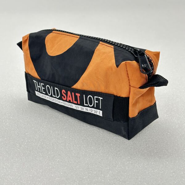 Recycled Sailcloth Wash Bag Thumbnail
