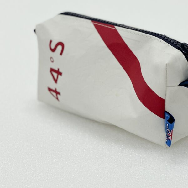 Recycled Sailcloth Wash Bag Thumbnail