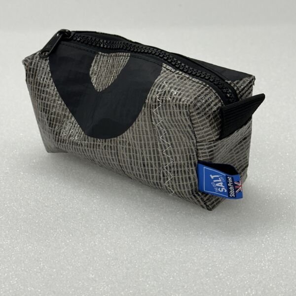 Recycled Sailcloth Wash Bag Thumbnail