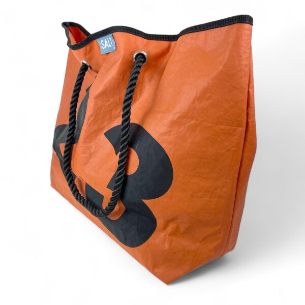 Recycled Sailcloth Wash Bag